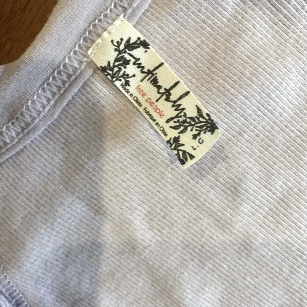 INTIMATELY FREE PEOPLE‎ LAVENDER CROP TOP | SZ L